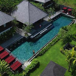 Pavilion Pool Suite Daily Afternoon Tea